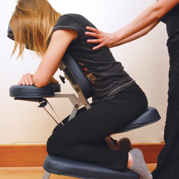femme massage assis amma